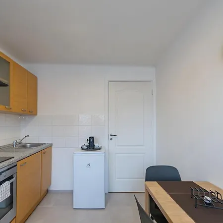 Family 1 Bd Old Town By Hostlovers Apartment *